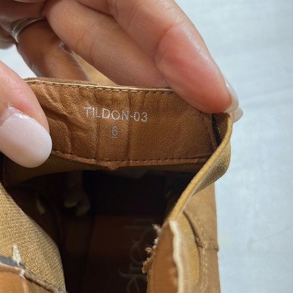 Refresh Tildon-03 Women’s Ankle Bootie Brown sz 6 - Picture 9 of 9